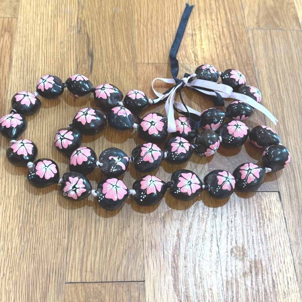 Hand Painted Kukui Nut Lei Necklace Pink Hibiscus Floral Black Hawaiian Jewelry